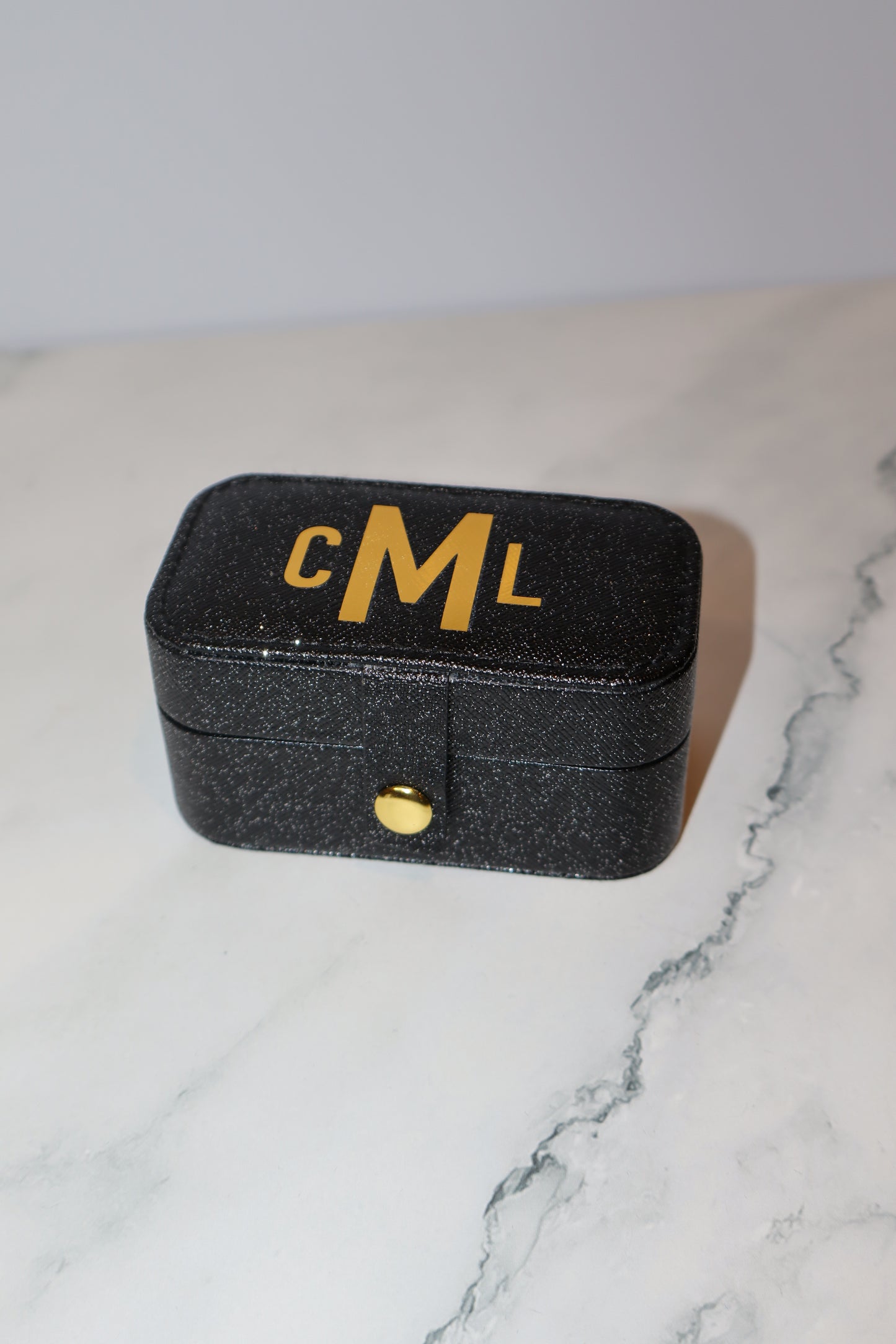 The Milan Mini Jewelry Box – Personalized Small Travel Jewelry Case with Gold or Silver Name, Custom Gift for Her