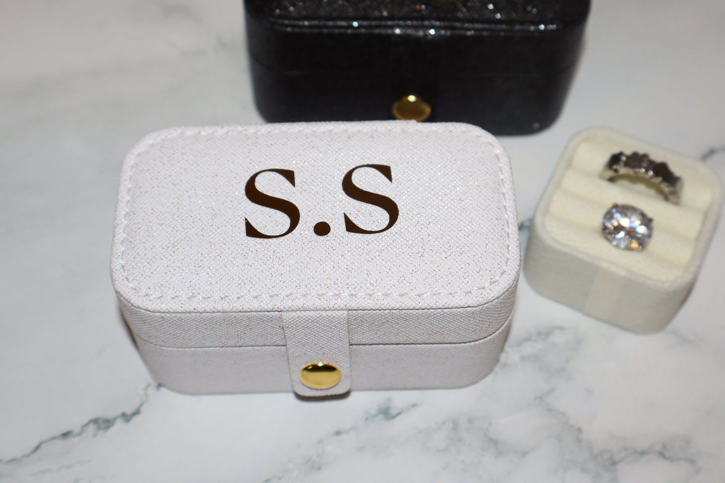 The Milan Mini Jewelry Box – Personalized Small Travel Jewelry Case with Gold or Silver Name, Custom Gift for Her